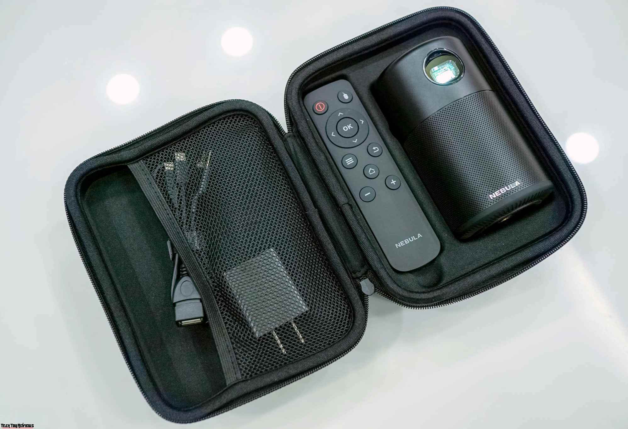 Anker Nebula Capsule unboxing | Technology News & Reviews For Smart