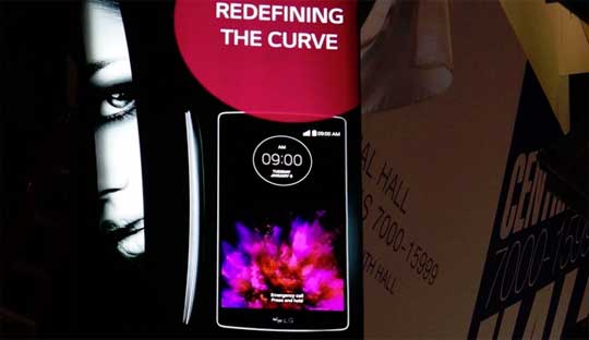 LG-G-Flex-2-real-image-revealed-before-the-announcement-at-CES-2015