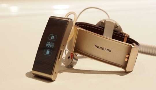 Huawei-Talkband-B2--Golden-color-design-with-a-leather-strap-unveiled-at-MWC-2015