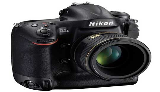 Firmware-updates-for-Nikon-D4s