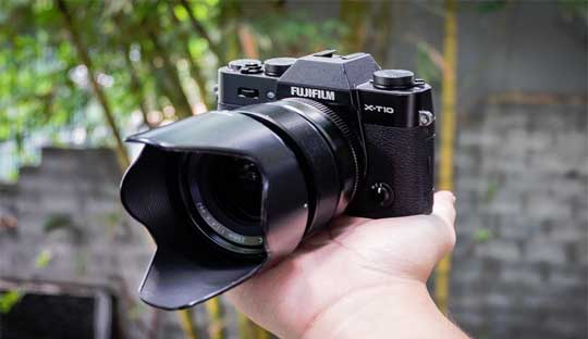 Fujifilm-X-T10-hands-on--Compact-Camera-with-Fast-autofocus