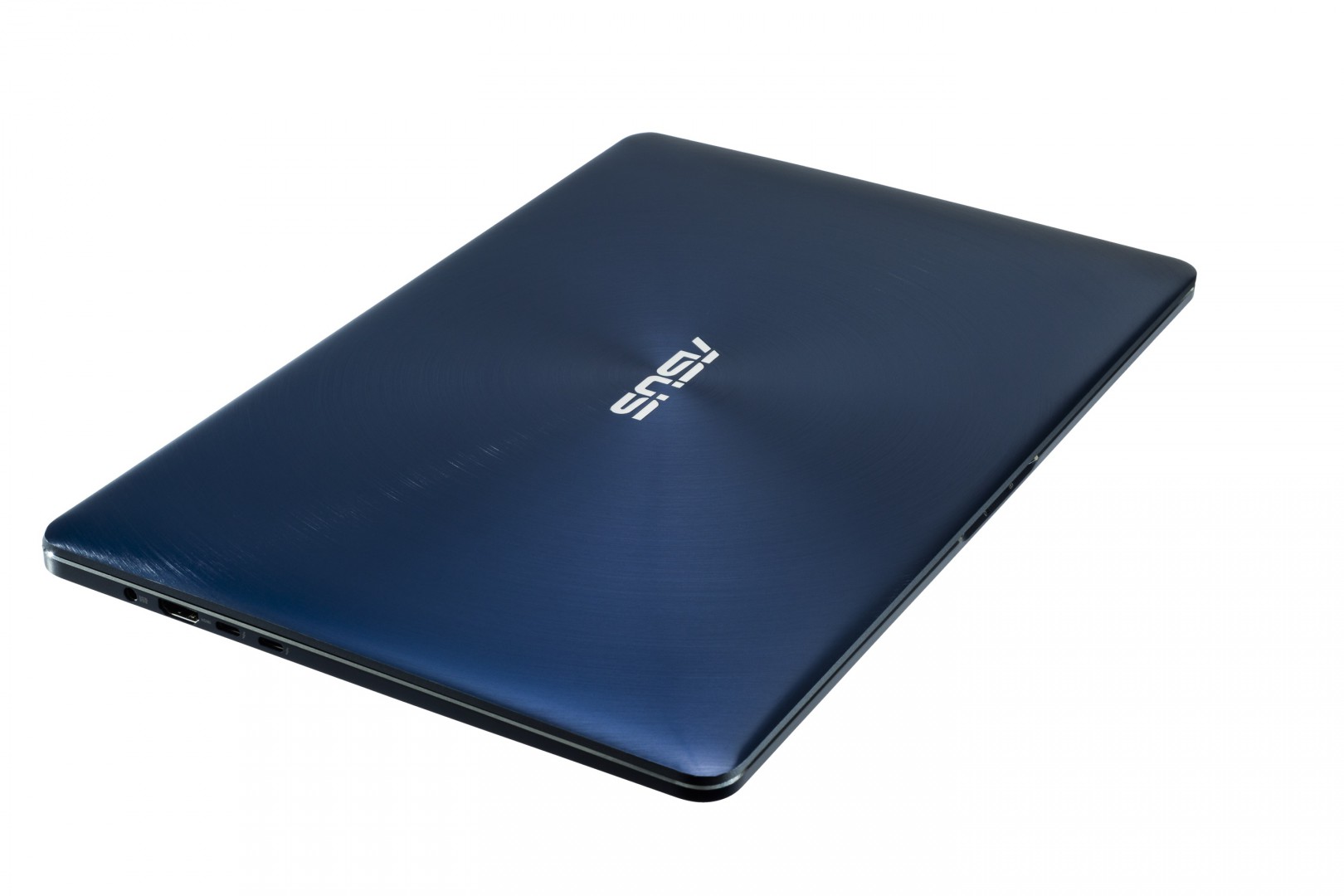 ZenBook 3 Pro UX550