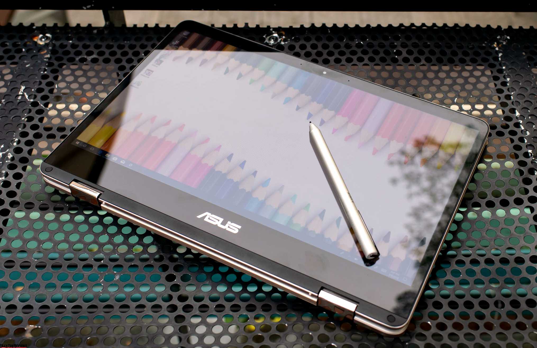 Asus ZenBook Flip UX461UA Review