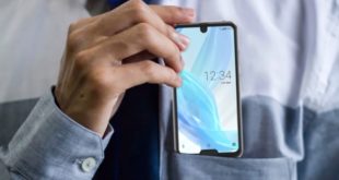 Sharp Aquos R2 Compact With Two Notch