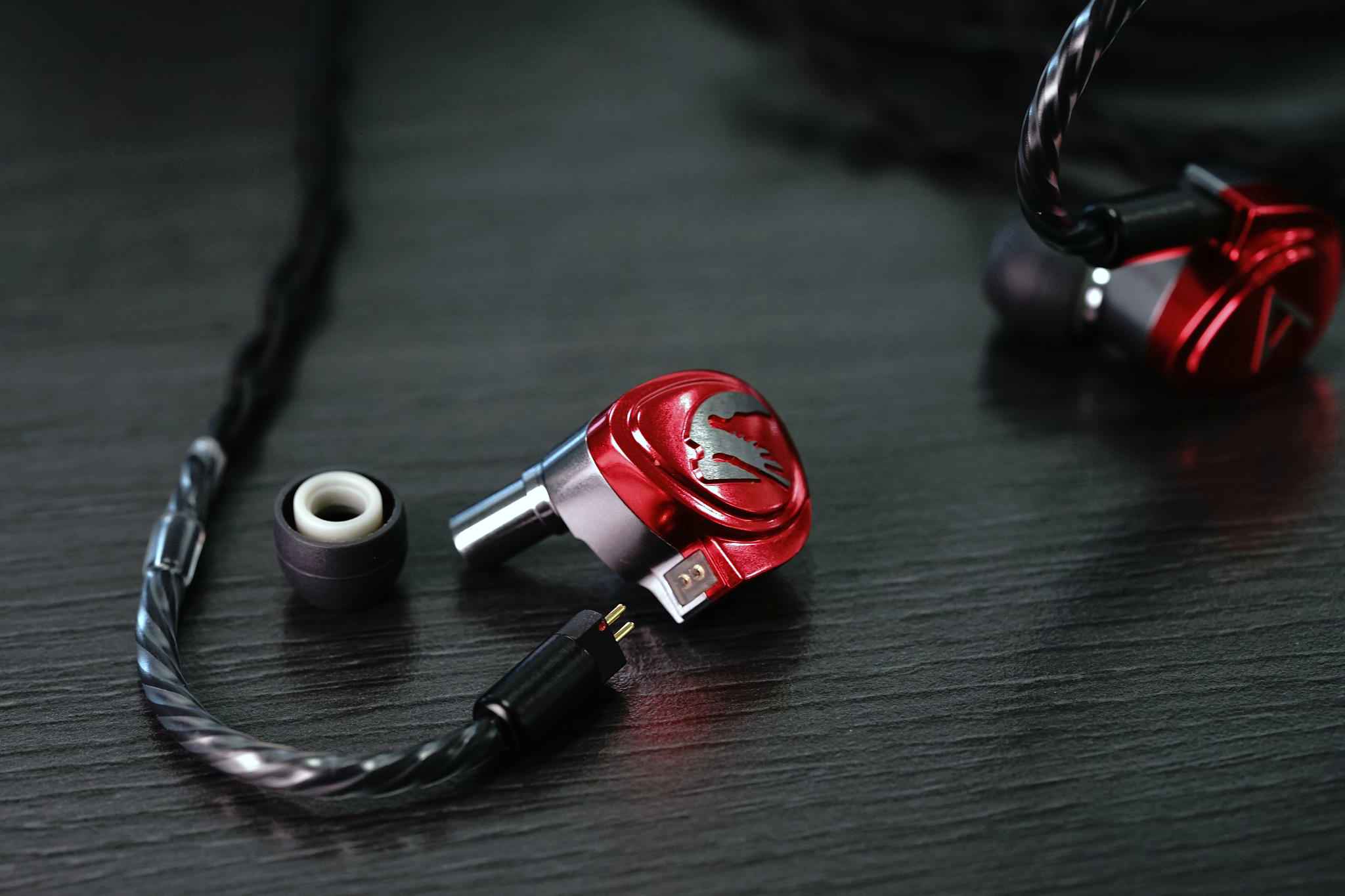 Astell & Kern Diana Earphones With 3-Way 3-Drivers, Created by JH