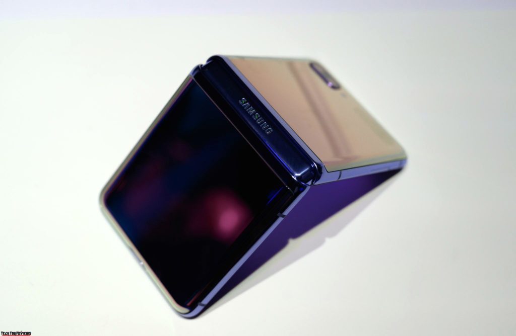 samsung galaxy foldable phone