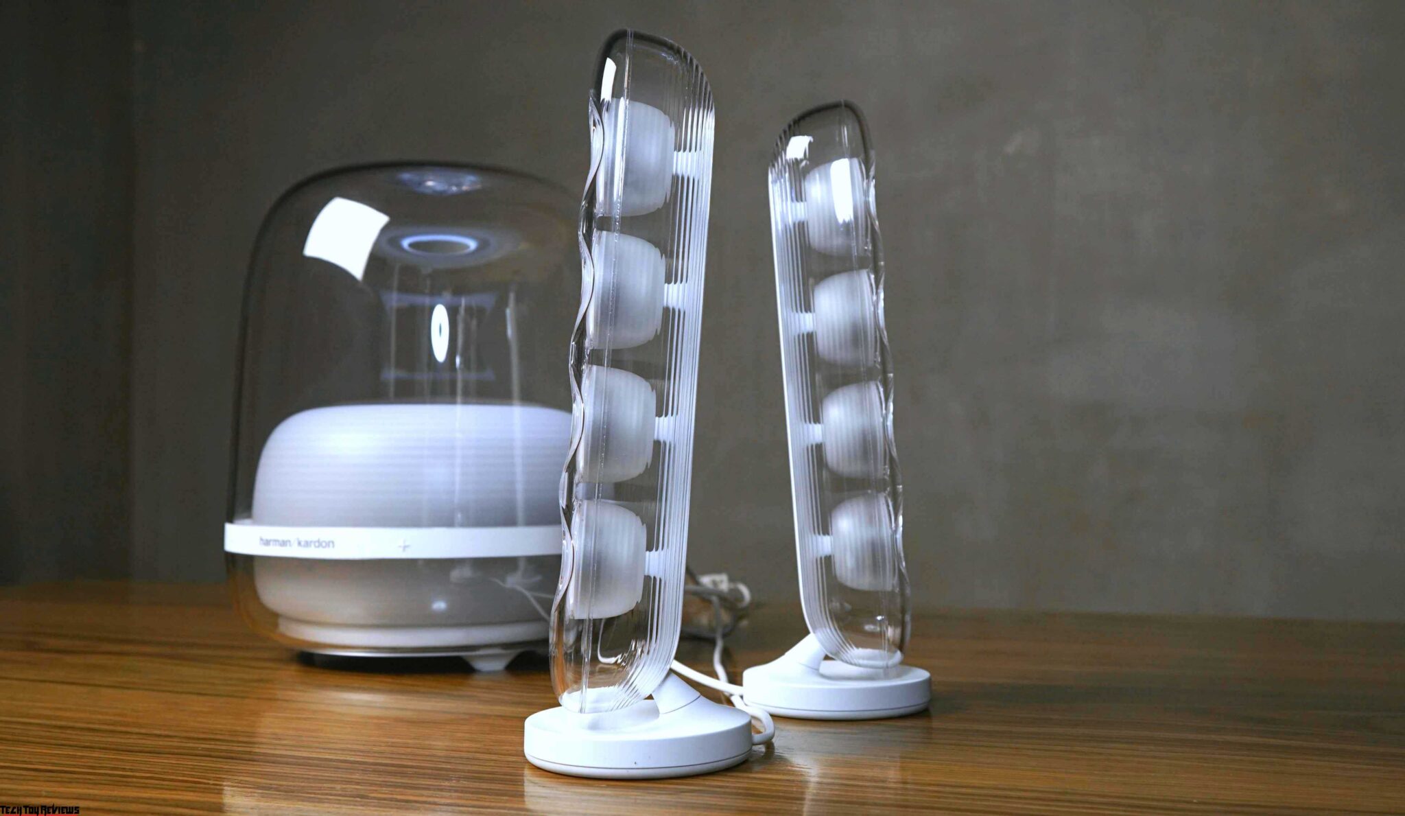 Harman Kardon SoundSticks 4 Bluetooth Wireless Speaker Review
