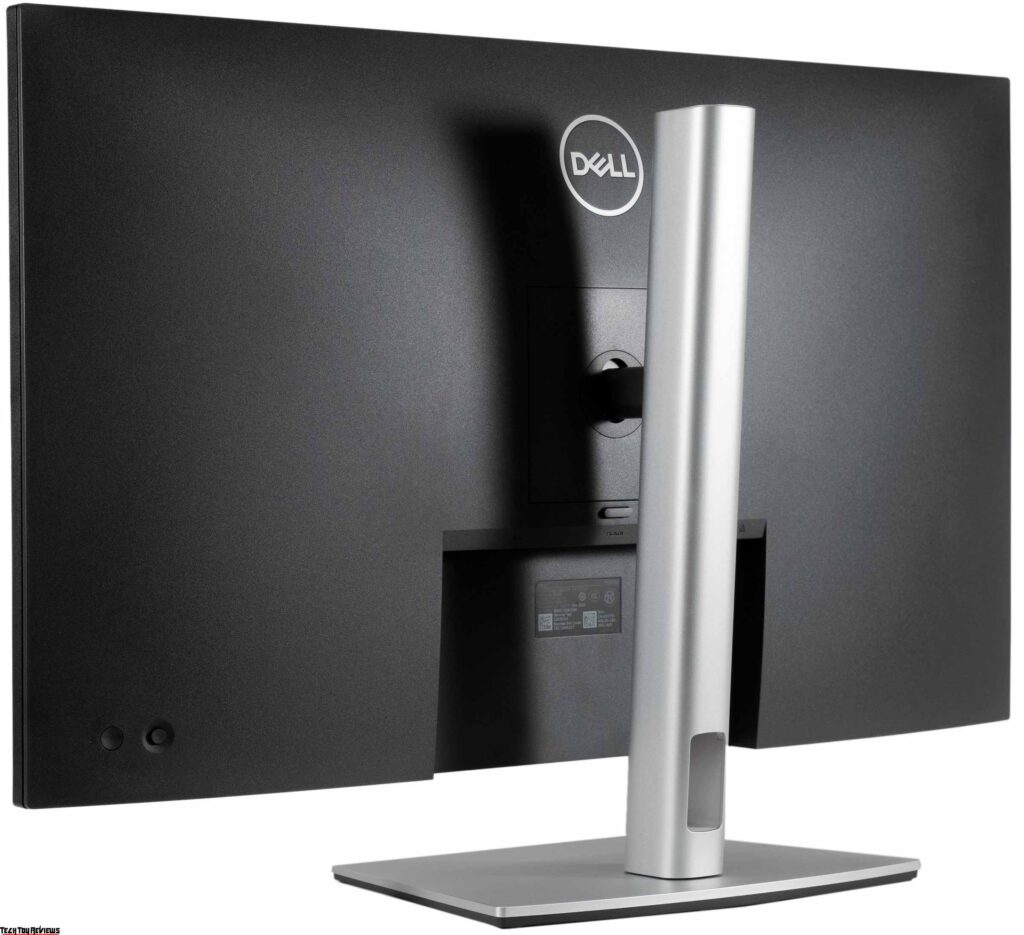 Dell P3222QE Review: 32-inch 4K Monitor with USB Type-C
