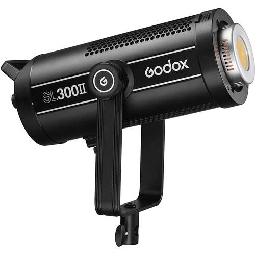 Godox SL300II daylight photography light