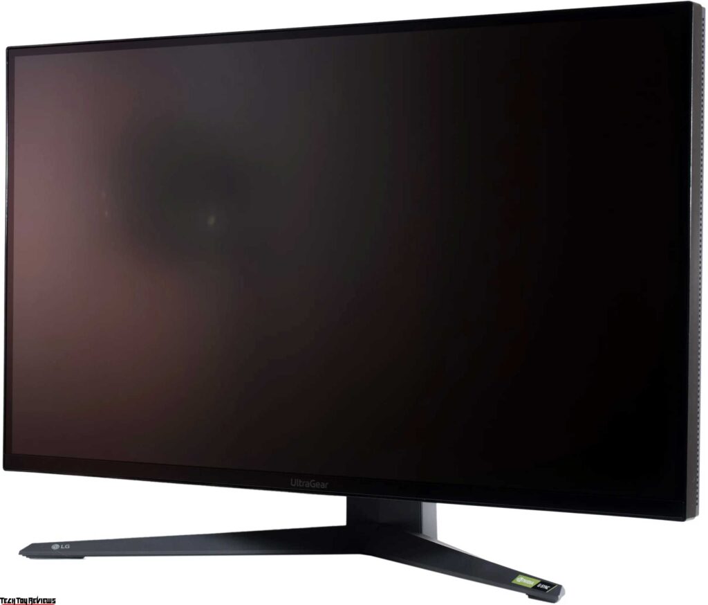 LG 32GQ950 Review: A Monitor That Brings Games to Life