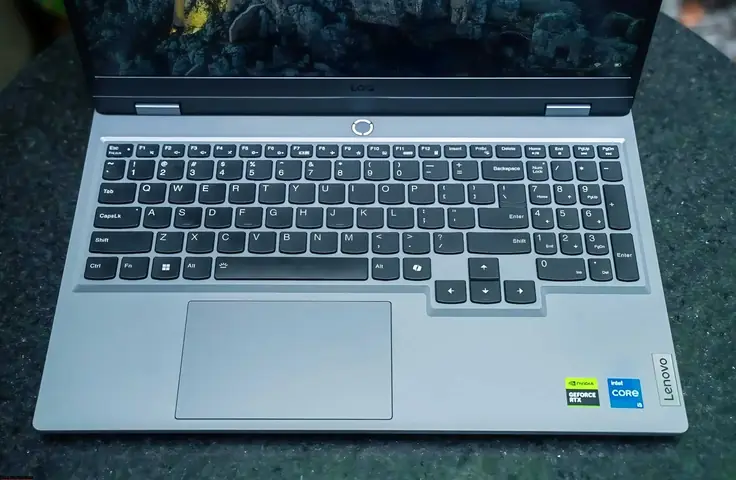 Lenovo LOQ 15IAX9 Review: keyboard Gaming and Study Laptop Tested