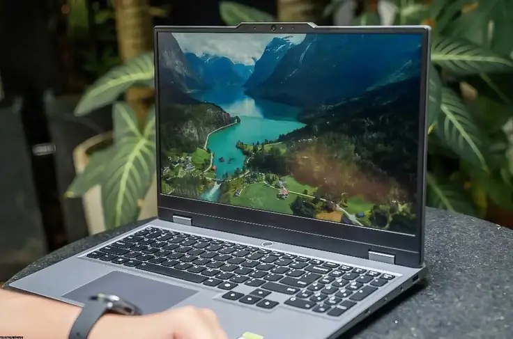 Lenovo LOQ 15IAX9 Review: 144Hz Gaming display Laptop Tested