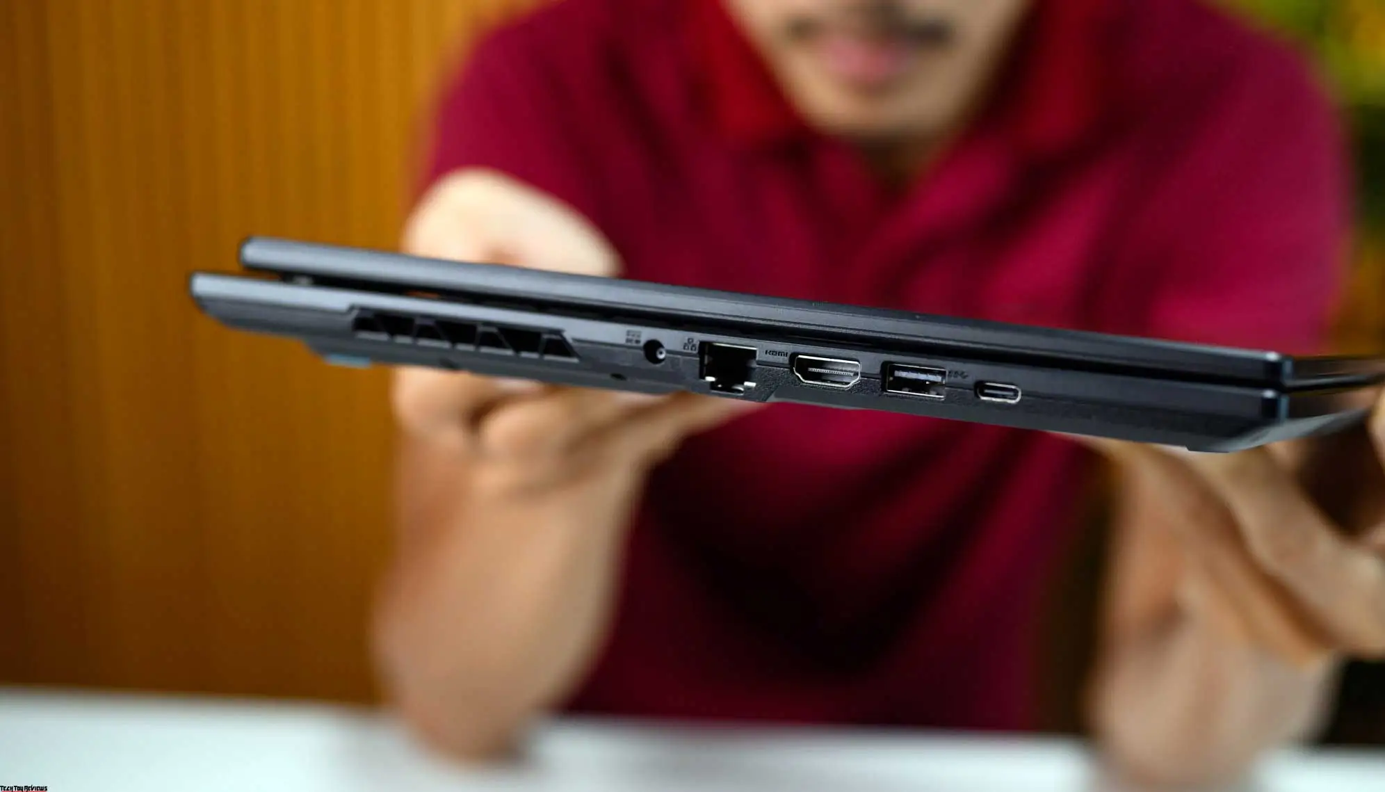 Gigabyte Gaming A16 Review: How Good Is the RTX 5050? ports